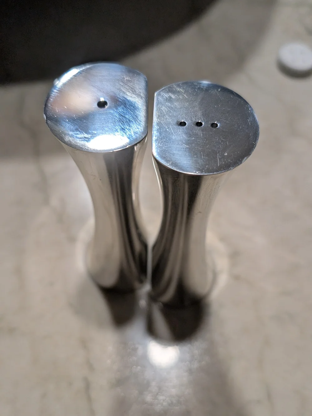 Nambe Kissing Salt And Pepper Shakers